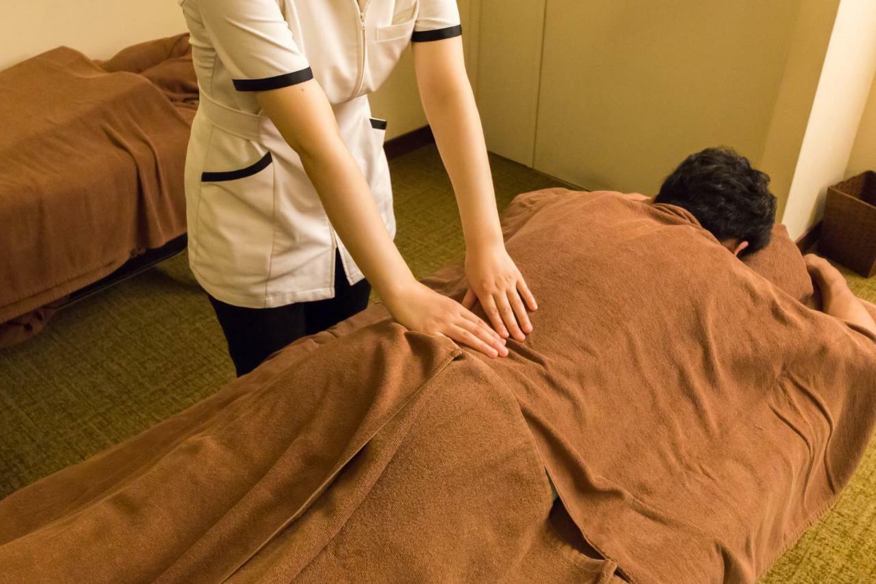 Sauna & Capsule Amza Oszaka Kültér fotó