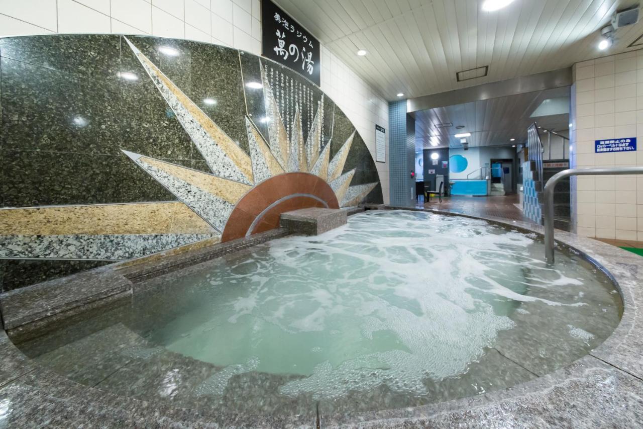 Sauna & Capsule Amza Oszaka Kültér fotó